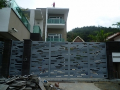 Steel Gate
